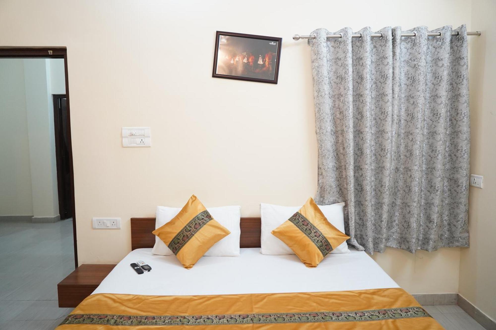 Kashi Paradise Stay Варанаси Экстерьер фото